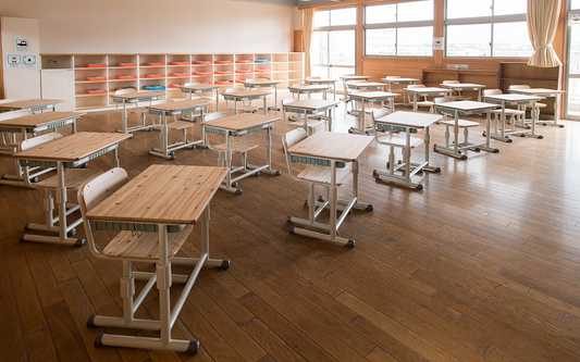 抗ウィルス仕様・普通教室用机いす（その1）